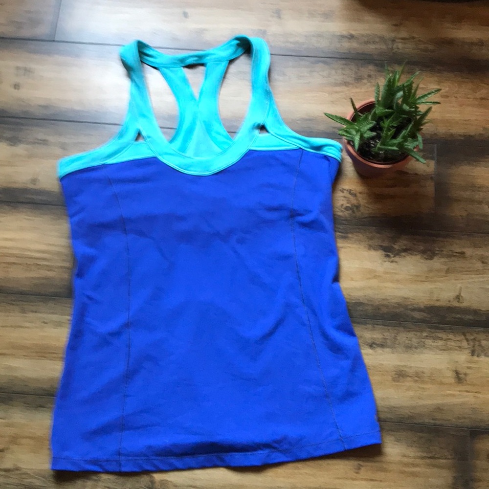 Alo Yoga XL blue and green top